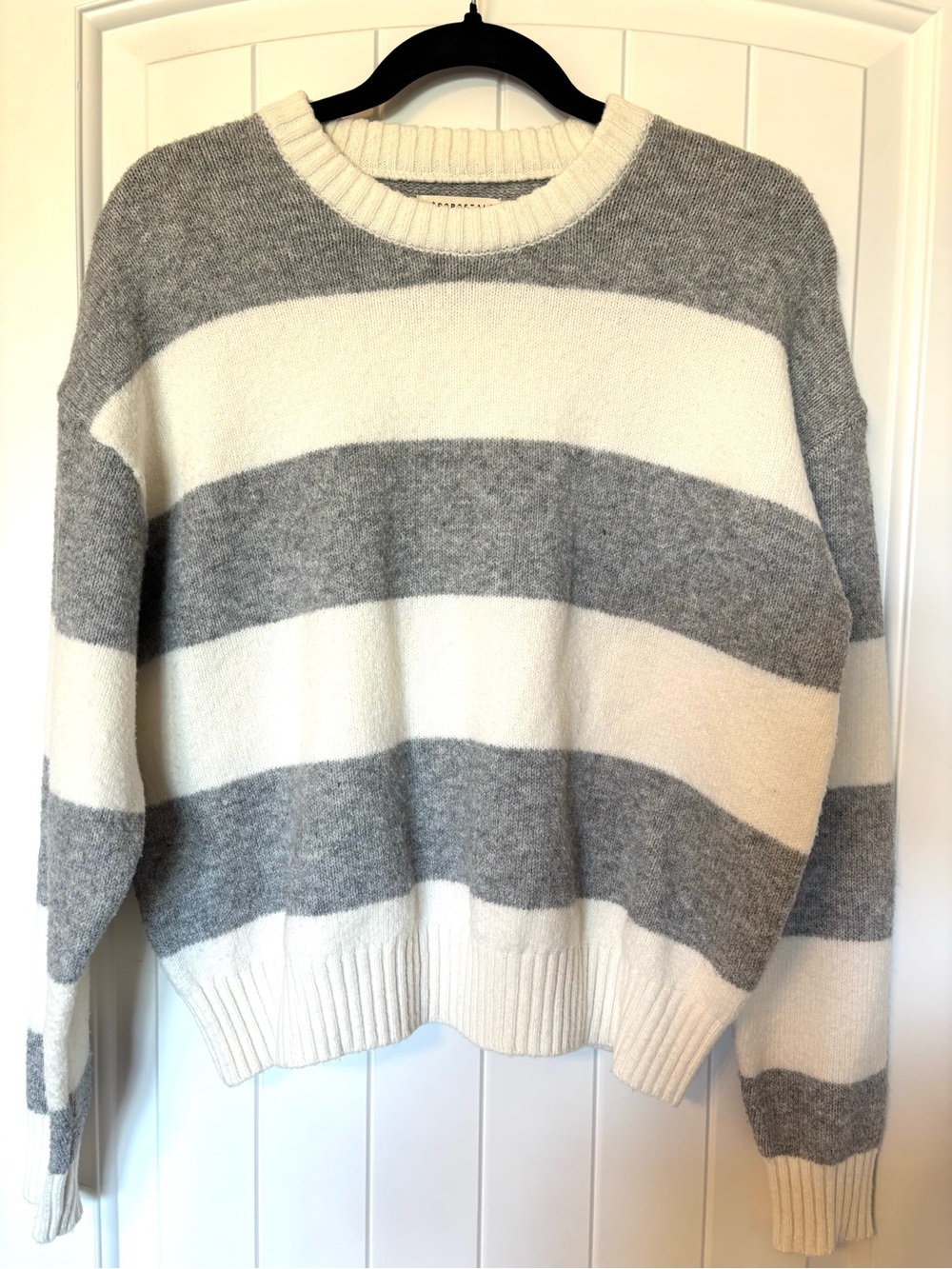 Aeropostale Gray and Cream Striped Crewneck Sweater